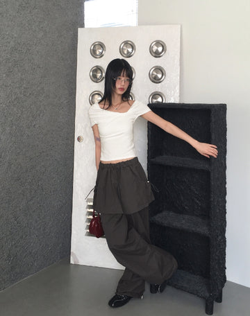 Aconi Ribbon Off-Shoulder Cropped T-Shirt
